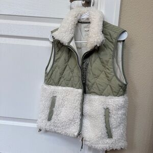 Abercrombie Sherpa Vest